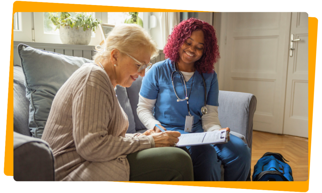 Fundación Liloe acompaña a adultos mayores y sus familias gestionando apoyo en salud y cuidado, conectándolos con personal capacitado que garantiza atención digna y oportuna.